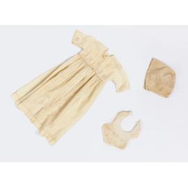Baby's Bonnet, Bib and Carrying Coat