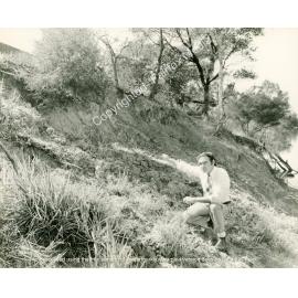 Erosion on the banks of Chipping Norton Lake Scheme, Lansvale, NSW