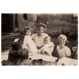 Unidentified members of the Kelly family in Fairfield West