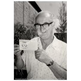Alex Marks receiving a cheque for the Charles Kingsford Smith Memorial, Fairfield NSW