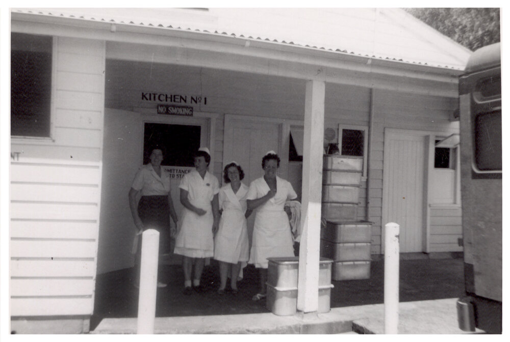 Kitchen staff, Cabramatta Migrant Hostel, Cabramatta NSW